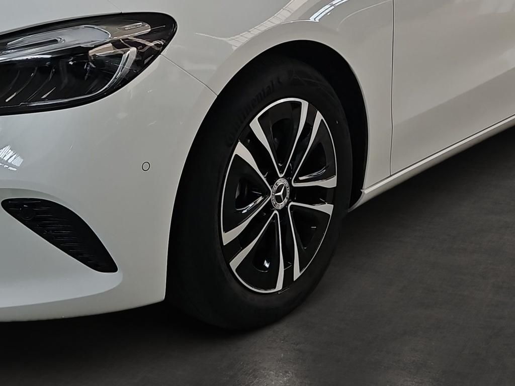 Fahrzeugabbildung Mercedes-Benz B 180 Progressive AHK Navi LED SHZ SpurH KAM