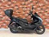 Honda PCX 125 - HONDA PCX 125