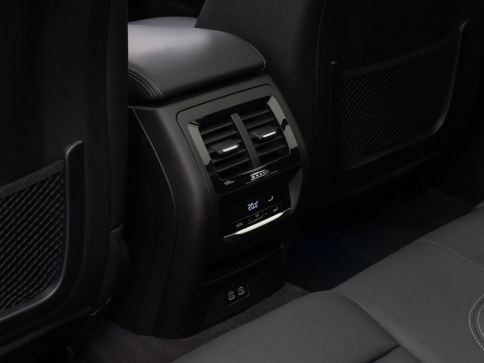 Fahrzeugabbildung BMW iX3 Impressive Panorama 360°HUD DAB H/K Sport