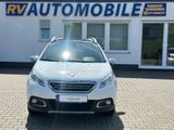 Peugeot 2008 Style - Peugeot: Style