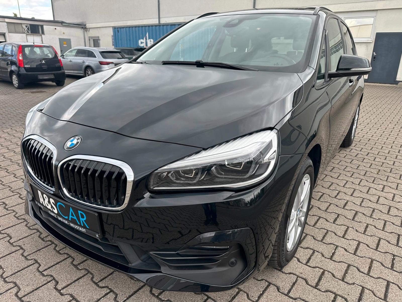 BMW 220 Active Tourer-SPORT LINE-PANORAMA-LEDER-VOLL