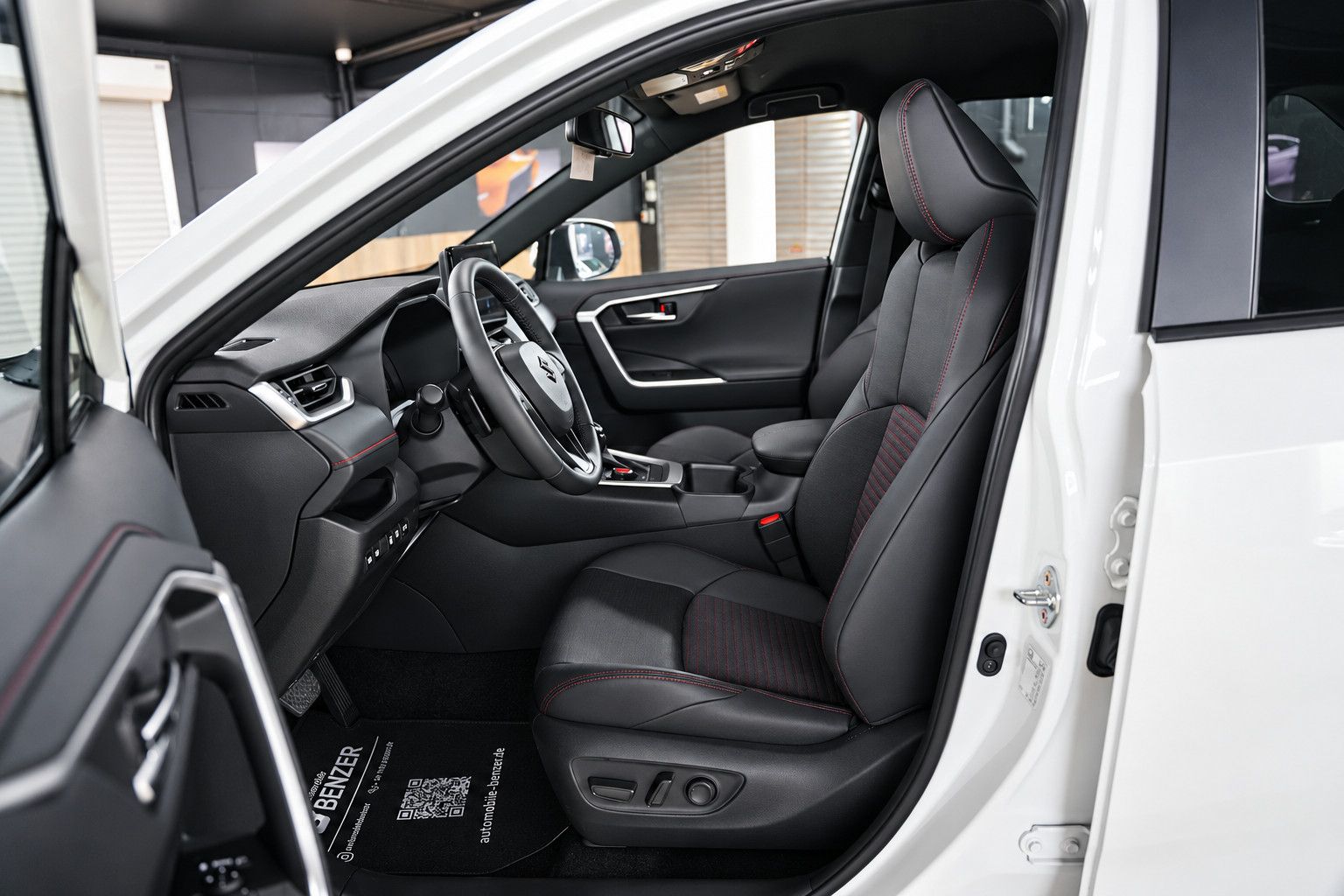 Fahrzeugabbildung Suzuki Across 2.5 Plug-In Hybrid Comfort+ E-Four/ACC/