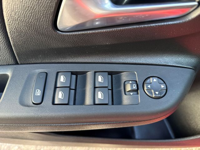 Corsa YES 1.2 Turbo APPLE/ANDROID SHZ LHZ PDC AL