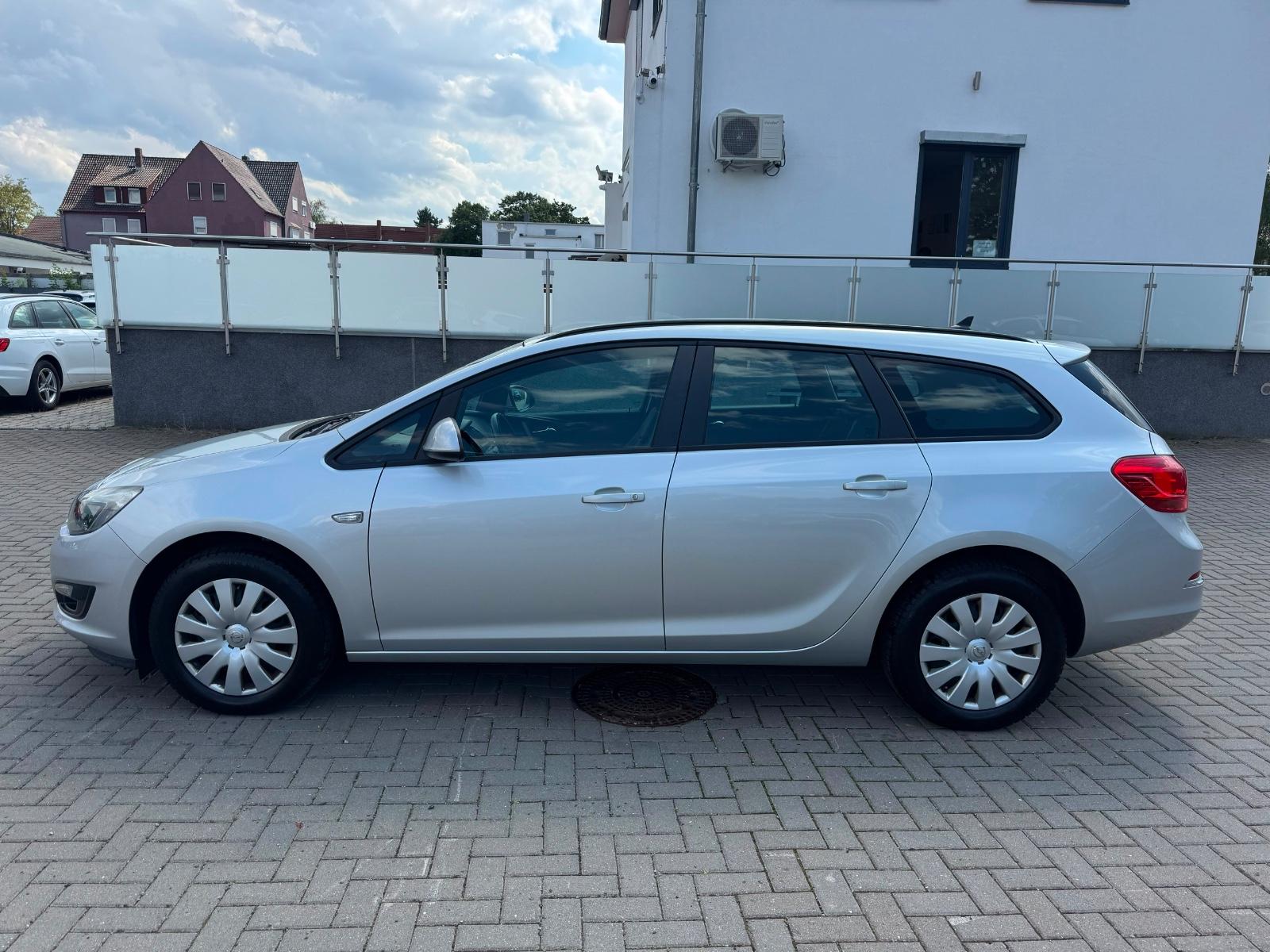 Opel Astra J Sports Tourer Edition*NAVI*PDC/TEMP/AC