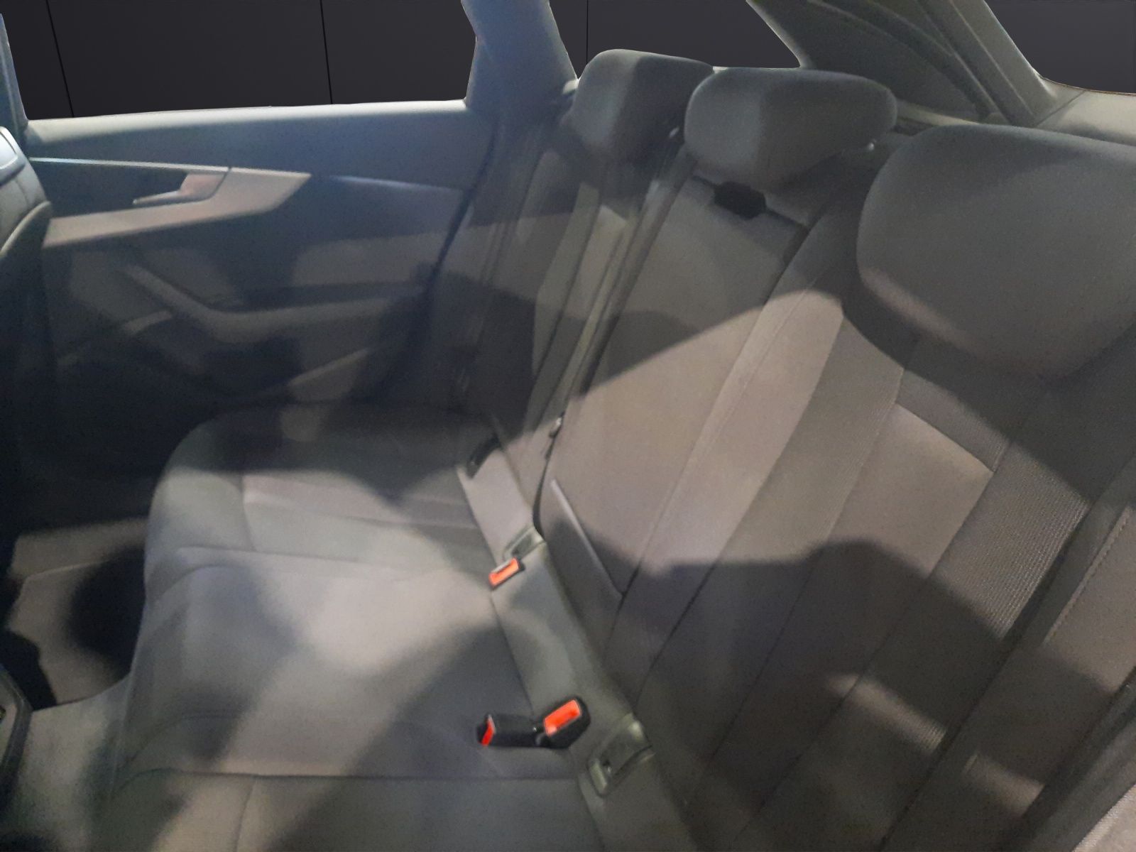 Fahrzeugabbildung Audi A4 Avant 50 TDI Q sport LED ACC PANO NAVI SOUND