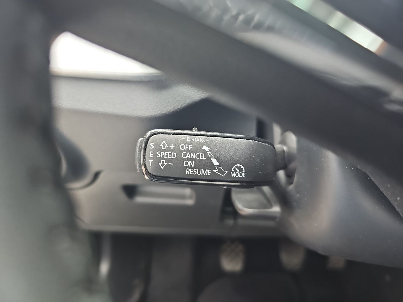 Fahrzeugabbildung SKODA Scala Tour 1.0 TSI ACC KAMERA LED