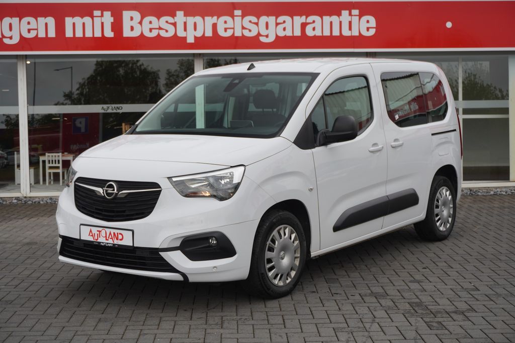Opel Combo — fotografia 2