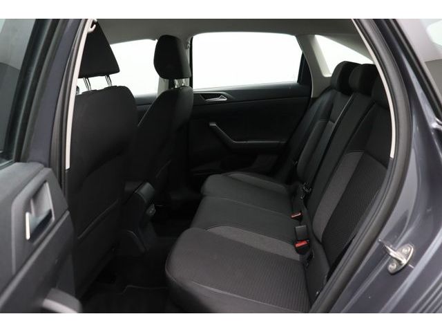 Fahrzeugabbildung Volkswagen Taigo 1.0 Life ACC Digitales Cockpit LED