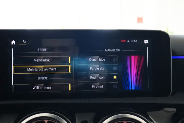 Mercedes-Benz A220 4Matic AMG Line PANO AMBIENTE MULTIBEAM