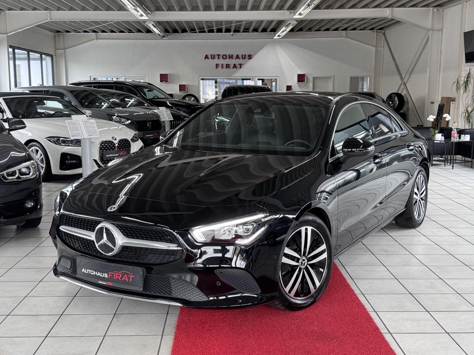 Mercedes-Benz CLA 180 Luxury DCT Kamera+Navi+LED+Leder+Led
