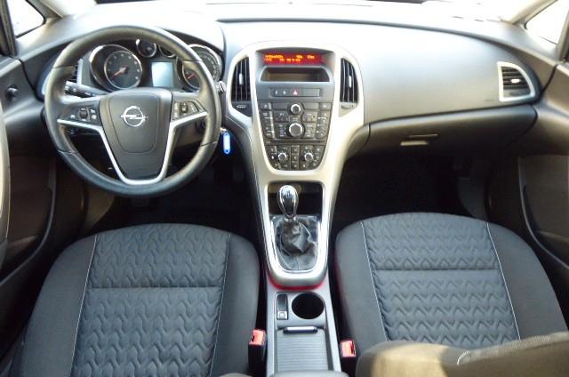 Opel Astra J Sports Tourer Active Kombi Scheckheft