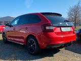 Skoda Rapid MC Tempomat Panorama PDC Sitzhzg. - Skoda Rapid mit Benzin-Antrieb: Automatik