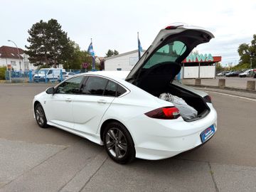 Opel Insignia - 7
