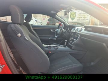 Ford Mustang - 10