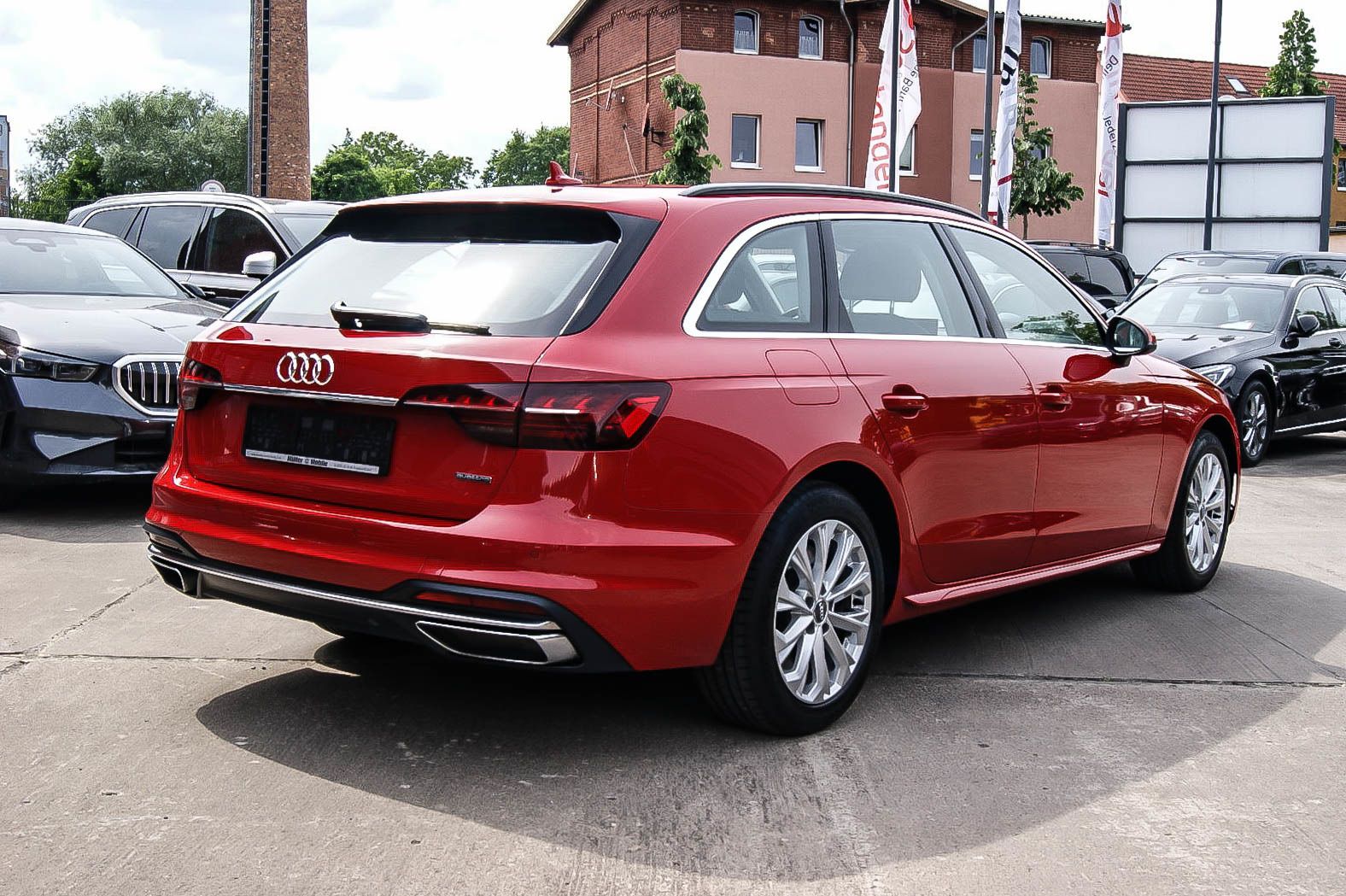 Fahrzeugabbildung Audi A4 Avant 45 TDI 3.0 V6 quattro advanced 1.HAND