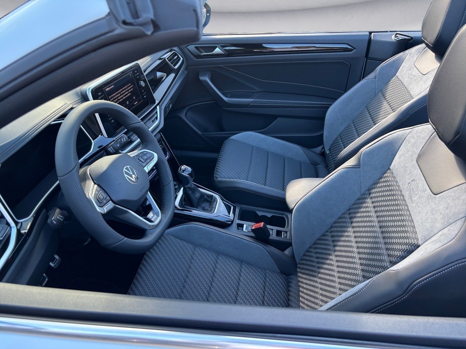 Volkswagen T-Roc - Bild 7
