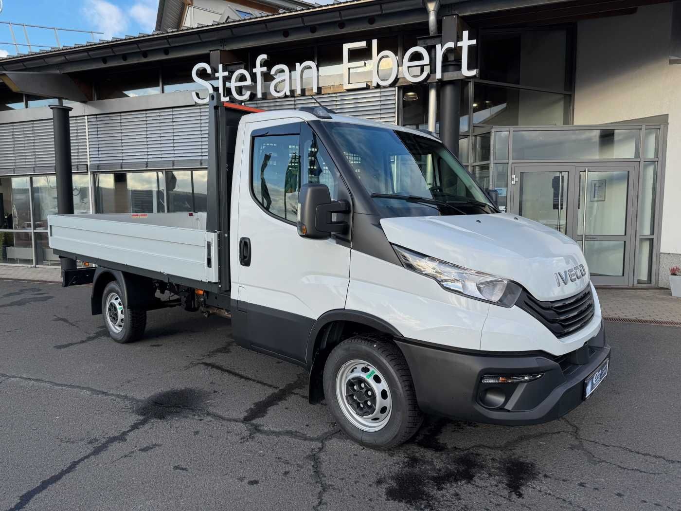Fahrzeugabbildung Iveco Daily 35S14  Pritsche *R.3450mm*3,5tAHK*