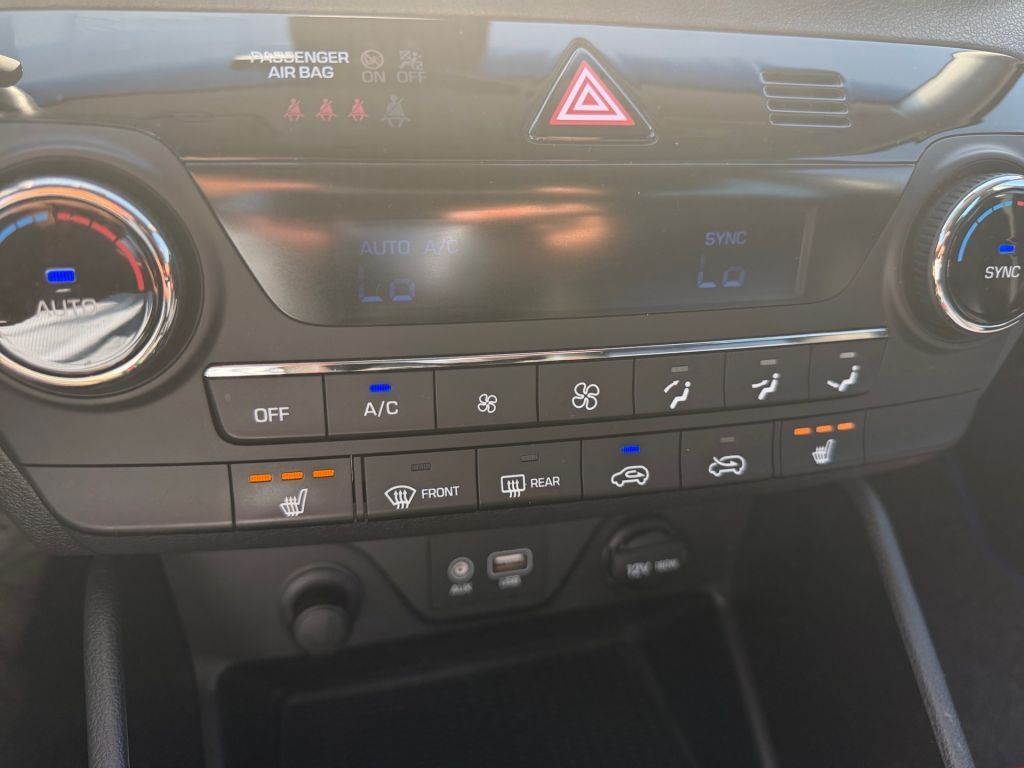 Fahrzeugabbildung Hyundai Tucson blue 1.6 GDi 2WD Trend