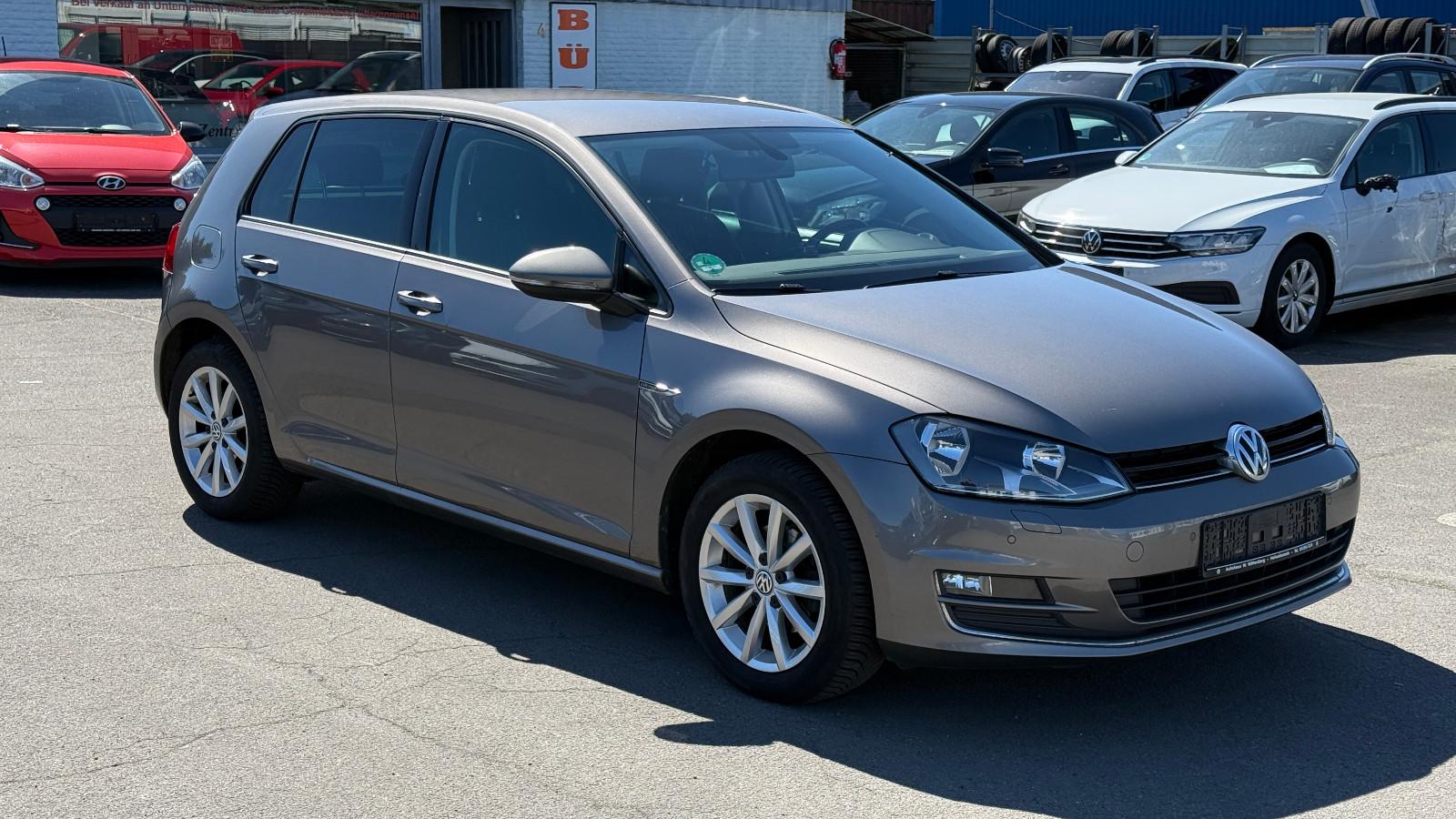 Volkswagen Golf VII Lim. Lounge BMT *Klima, SHz, Tempomat*