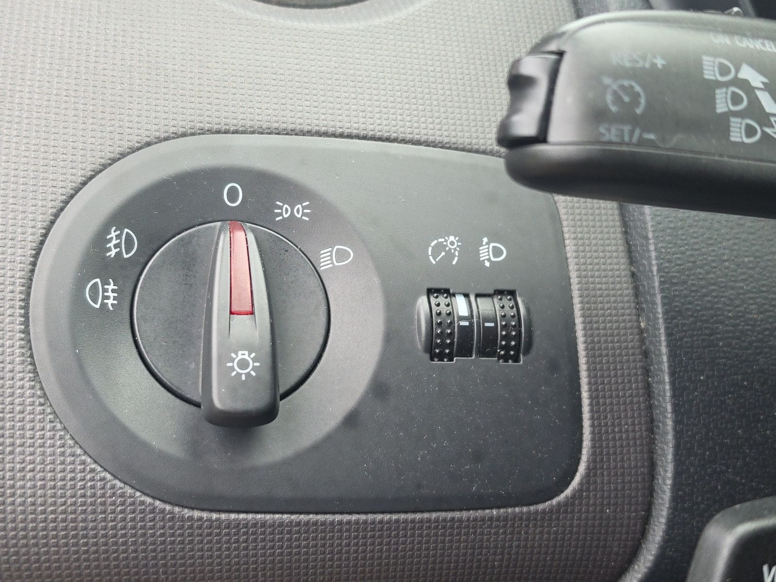 Fahrzeugabbildung SEAT Ibiza Lim. Style Viva TÜV SERVICE NEU