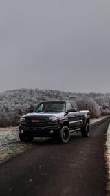 GMC Sierra 2500HD SLT | 6.6 Duramax V8  - Duramax mit Diesel-Antrieb