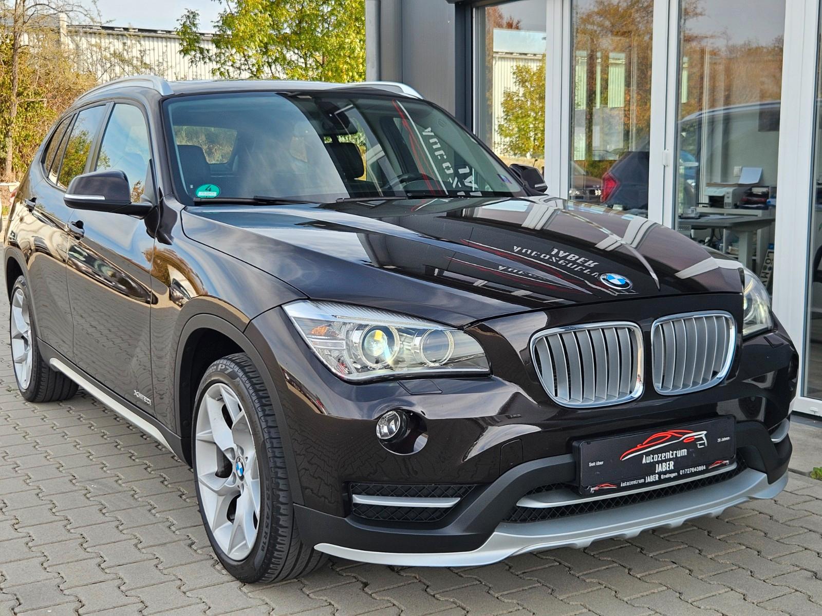 BMW X1 xDrive 20i*Automatik*AHK*Xenon*Leder*X-Line