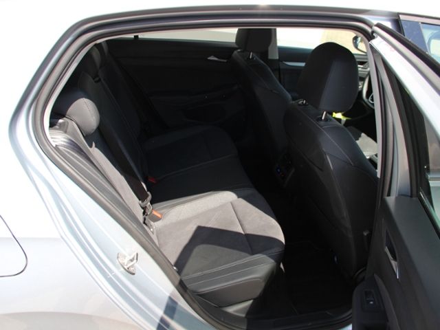 Volkswagen Golf VIII 2.0 TDI Style Tiptronic Klima LED Navi