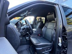 DODGE RAM 3500 Laramie Crew Cab RamBox 6.7 HO