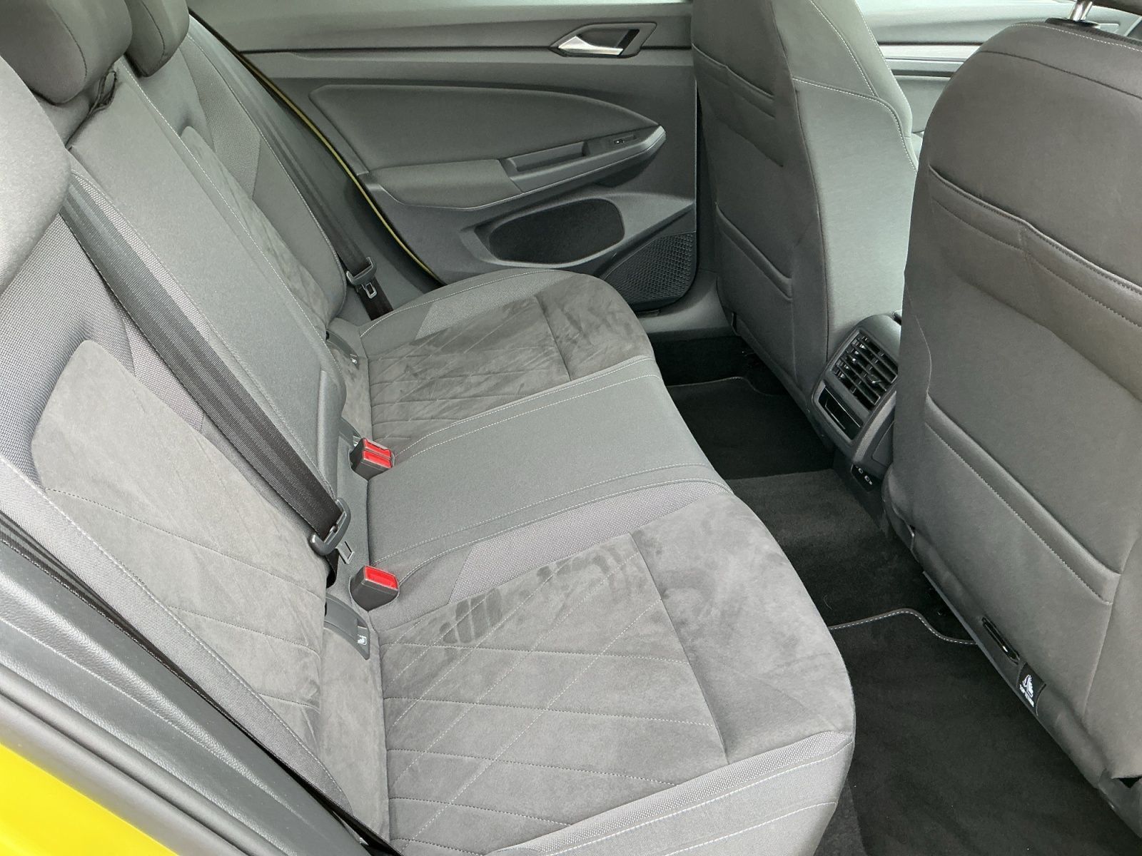 Volkswagen Golf - Bild 16