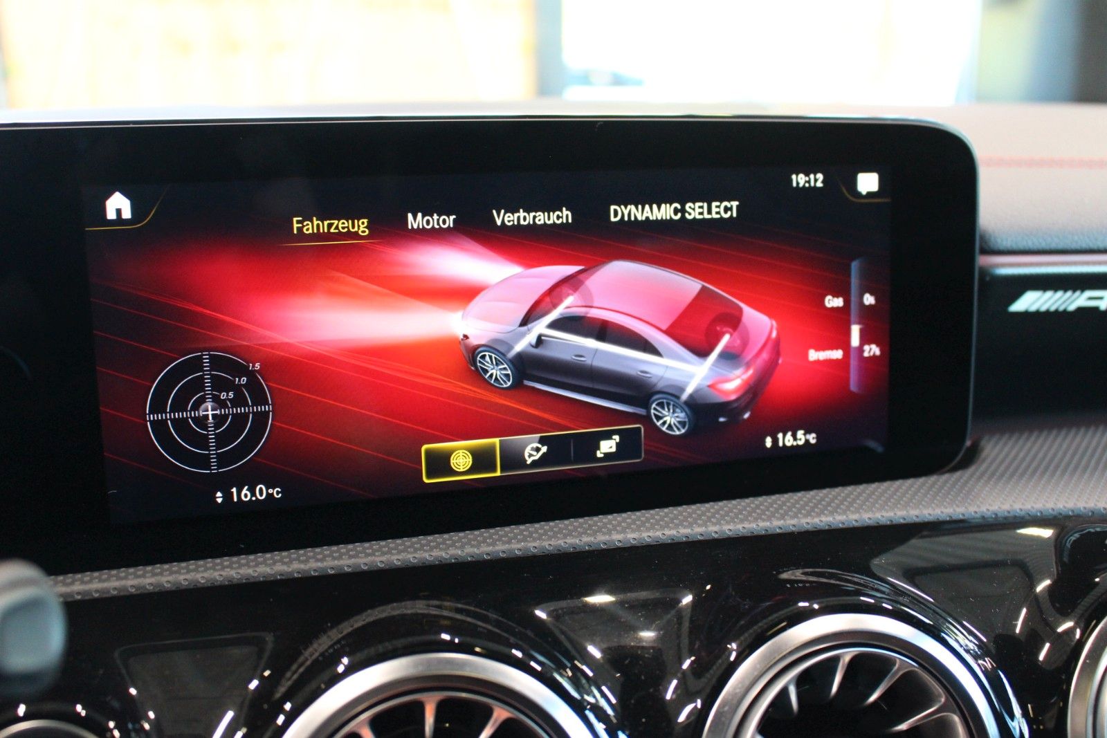 Fahrzeugabbildung Mercedes-Benz CLA 35 AMG 4Matic 1. Hand*Pano*Ambiente*MWST