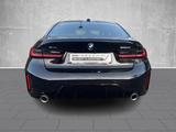 BMW 320 i XDRIVE Sportpaket Navi Digitales Cockpit S - BMW 320: Limousine, 320d Xdrive