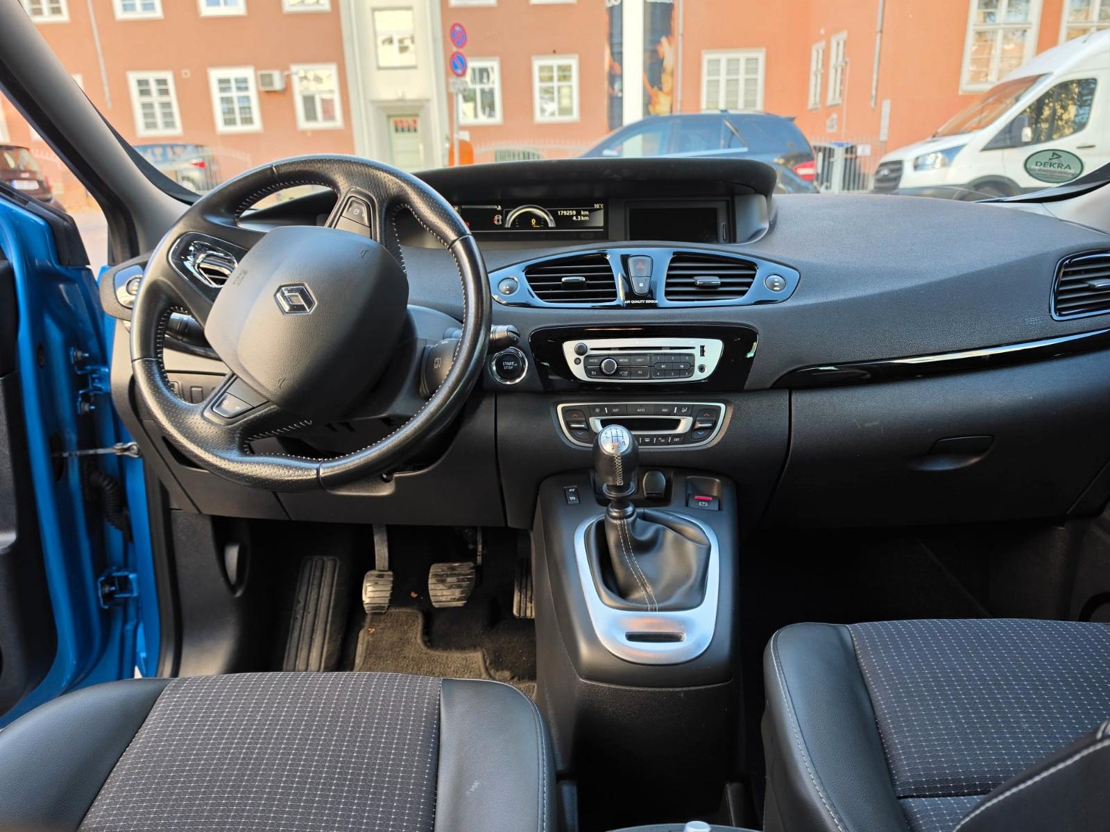 Renault Scenic 2013 — фото 13