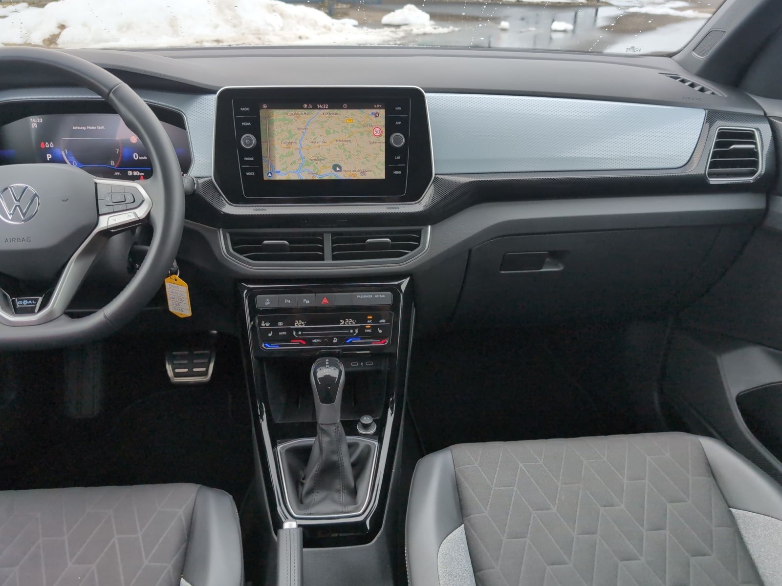 Volkswagen T-Cross - Bild 9