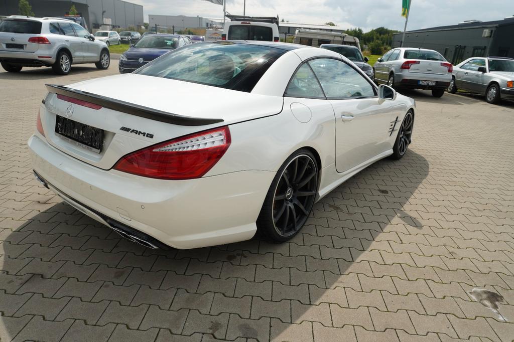 Mercedes-Benz SL 63 AMG