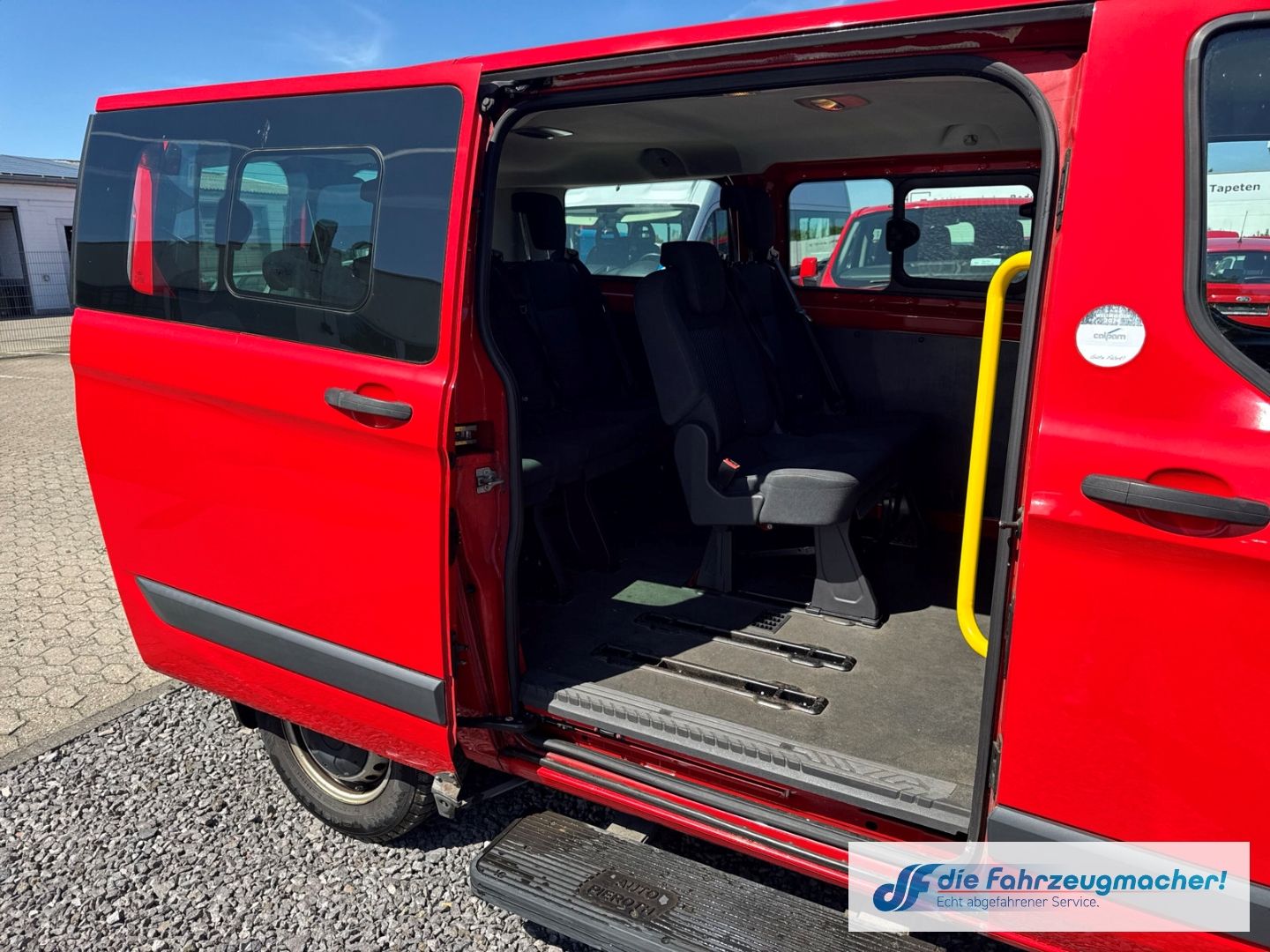 Fahrzeugabbildung Ford Transit Custom Kombi 300 L1 2.2 TDCi *6021