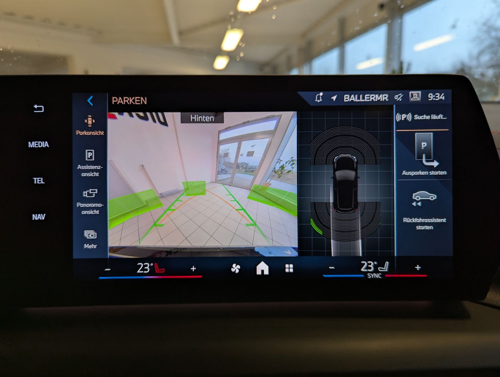 BMW 120 d M-Sport Panorama Driving Assistan-Plus AHK - Image 22