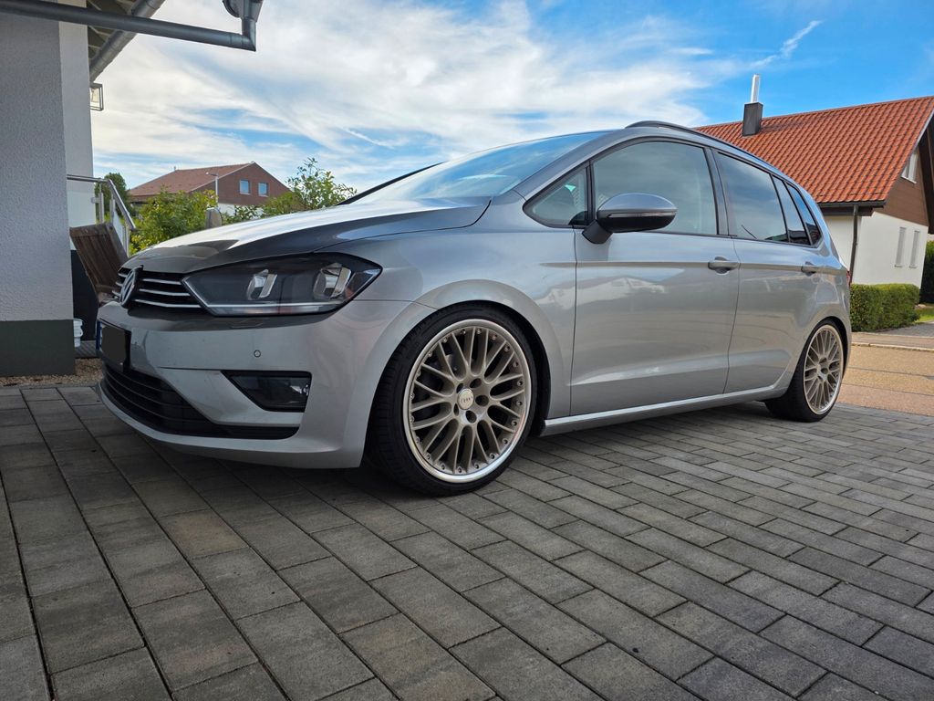 Image of Volkswagen Golf Sportsvan