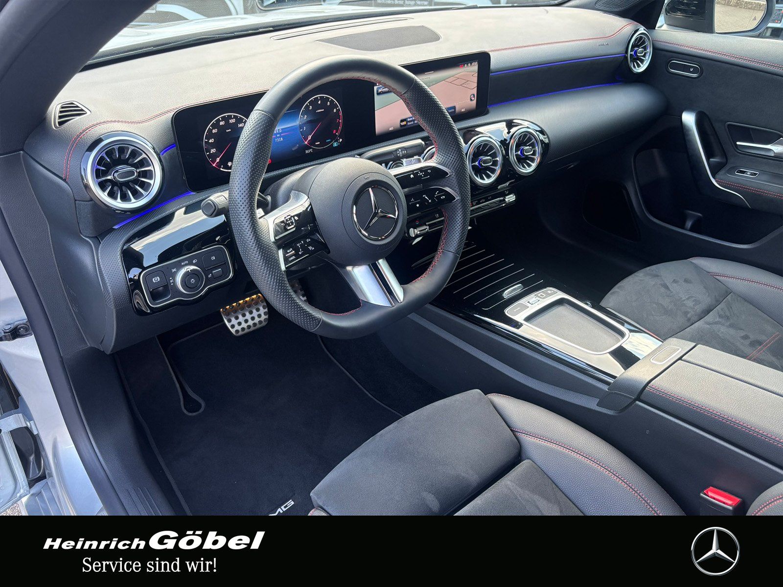 Fahrzeugabbildung Mercedes-Benz CLA 200 AMG*DISTRONIC*TOTWINKEL*ADV-SOUND*360°KA