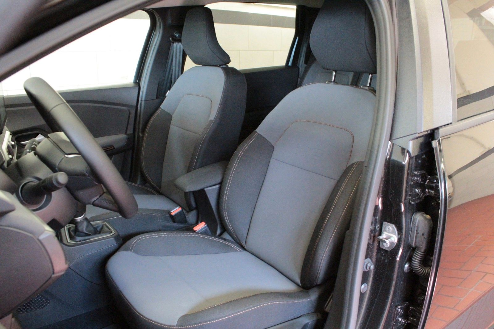 Fahrzeugabbildung Dacia Jogger Hybrid 140 Extreme 5-Sitzer #15223