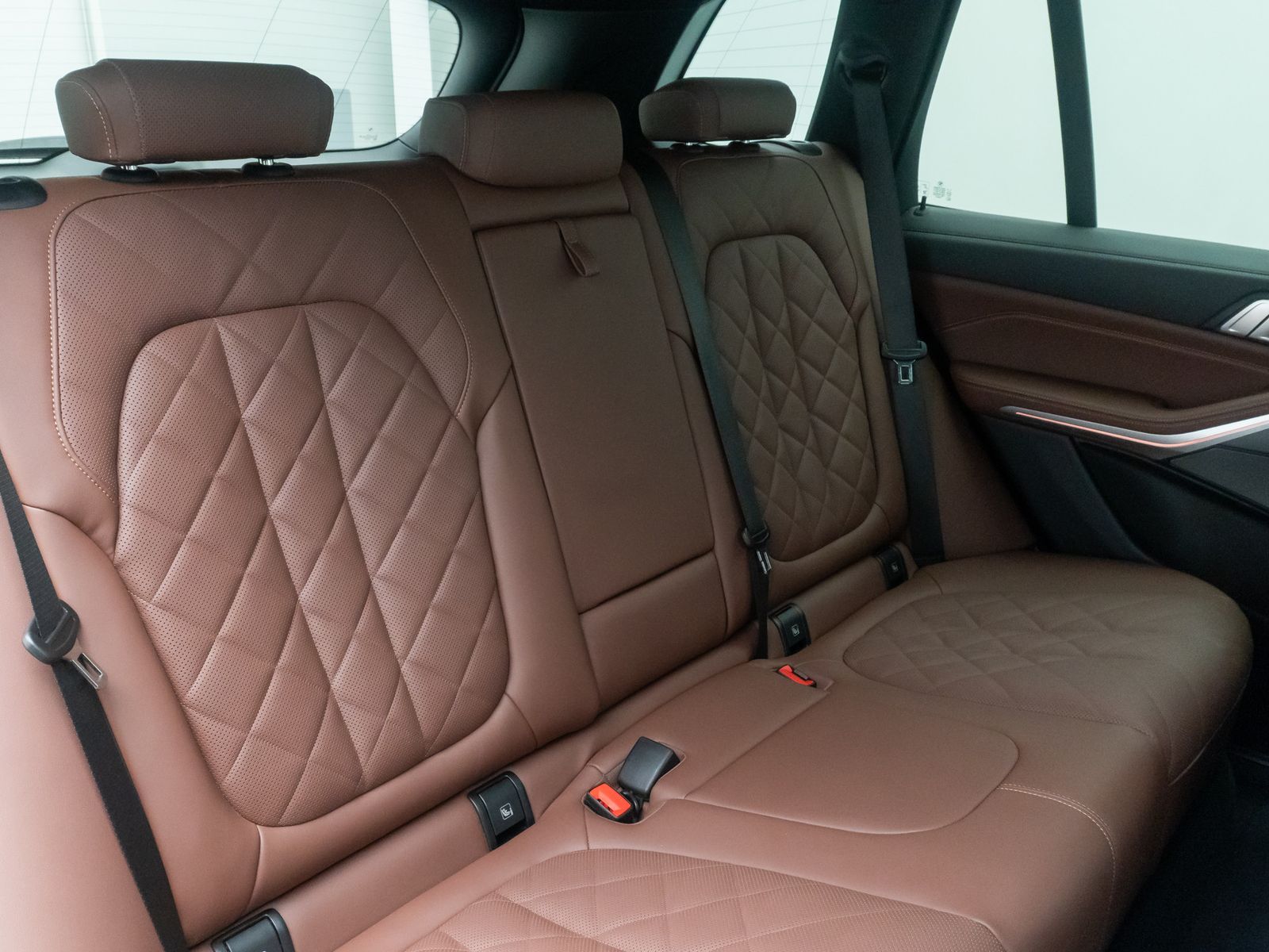 Fahrzeugabbildung BMW X5 xD40d M Sport 360&deg; HUD H/K DAB Massage 22Zoll