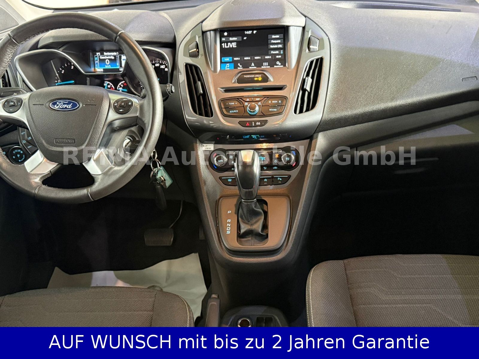 Fahrzeugabbildung Ford Tourneo Connect L2 1,5 D Automatik, Pano, Navi