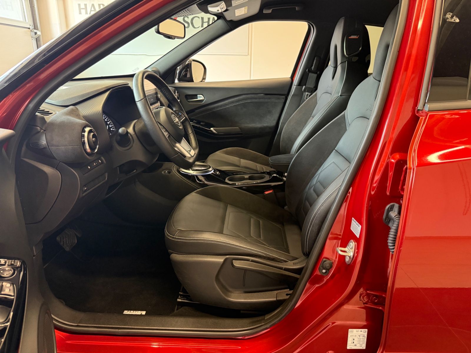 Fahrzeugabbildung Nissan Juke Hybrid N-Design - BOSE, 360°Kam.,Navi