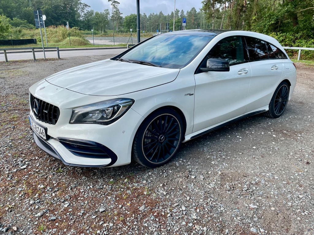 Mercedes-Benz CLA 45 AMG Shooting Brake