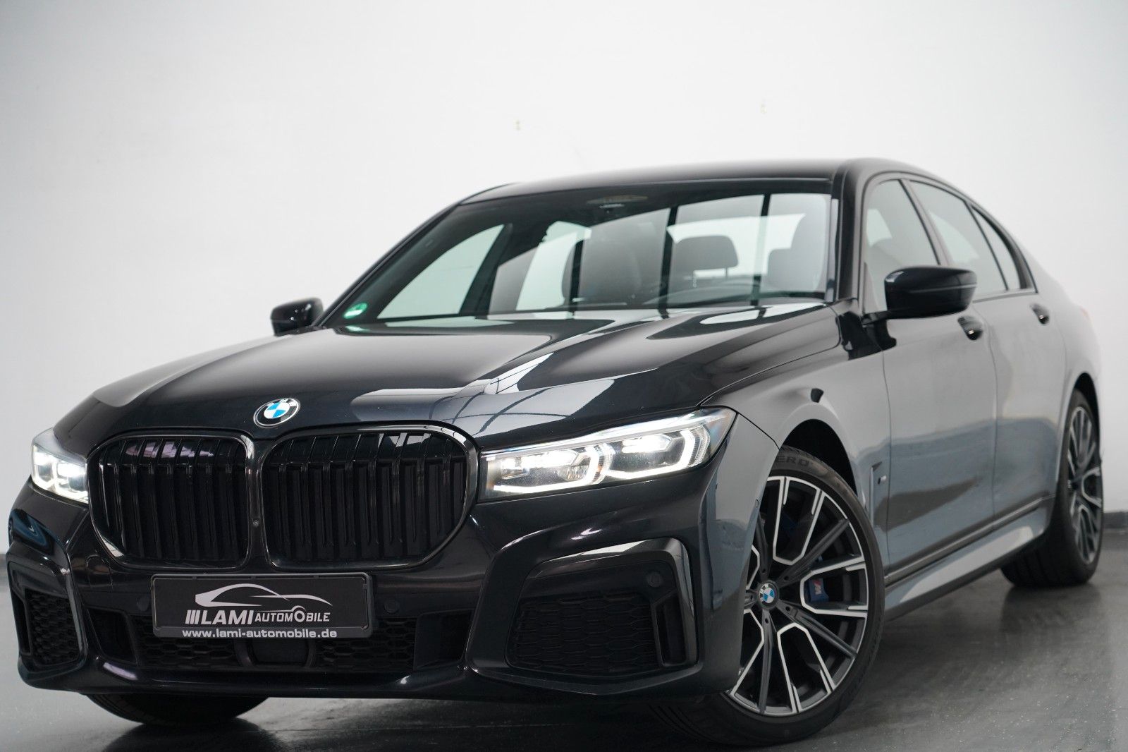 BMW 730d xDrive M Sport SOFT CLOSE LUFT LED HEADUP