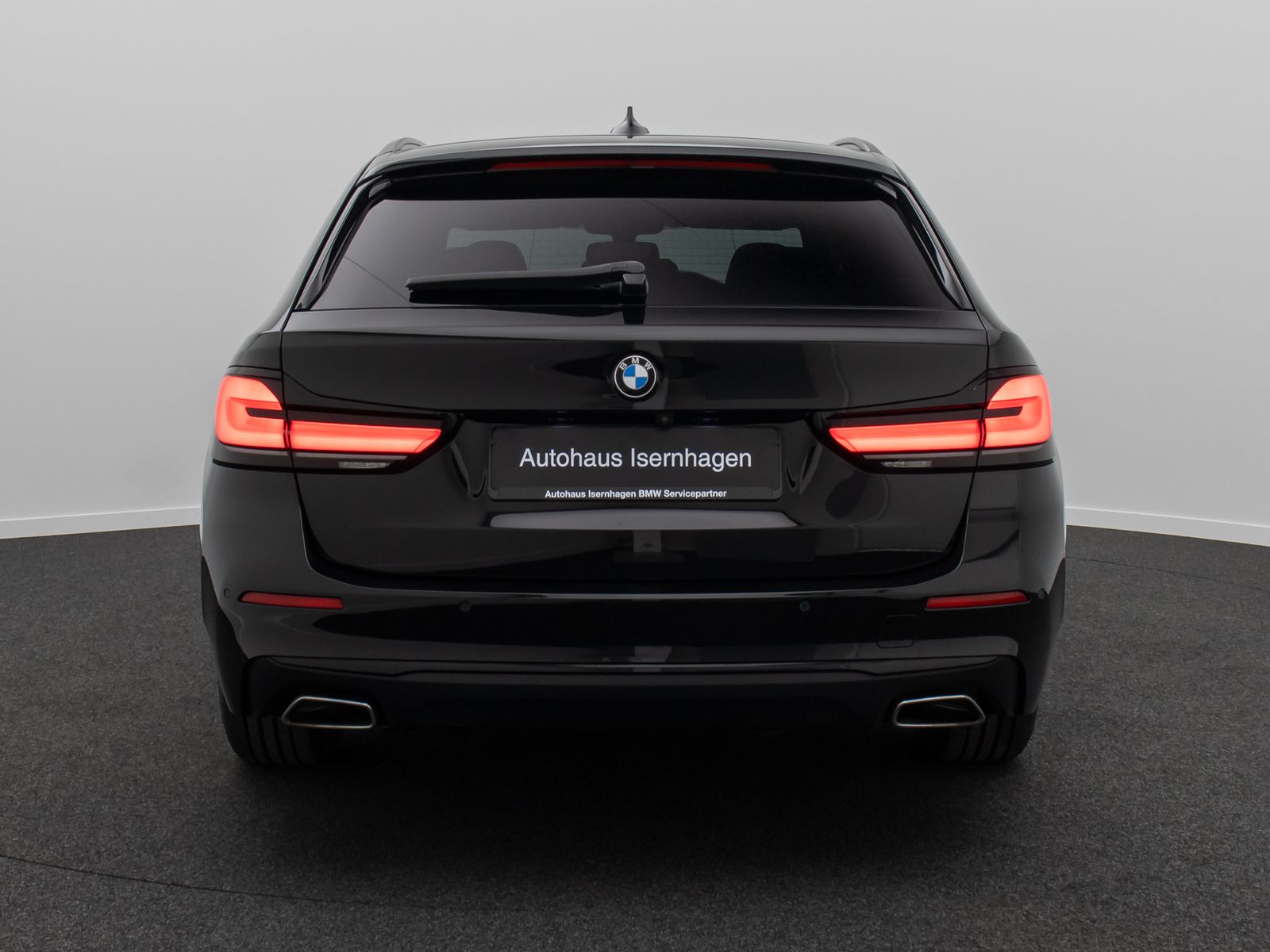 Fahrzeugabbildung BMW 520d Sport Kamera DAB Alarm Leder Panorama H/K