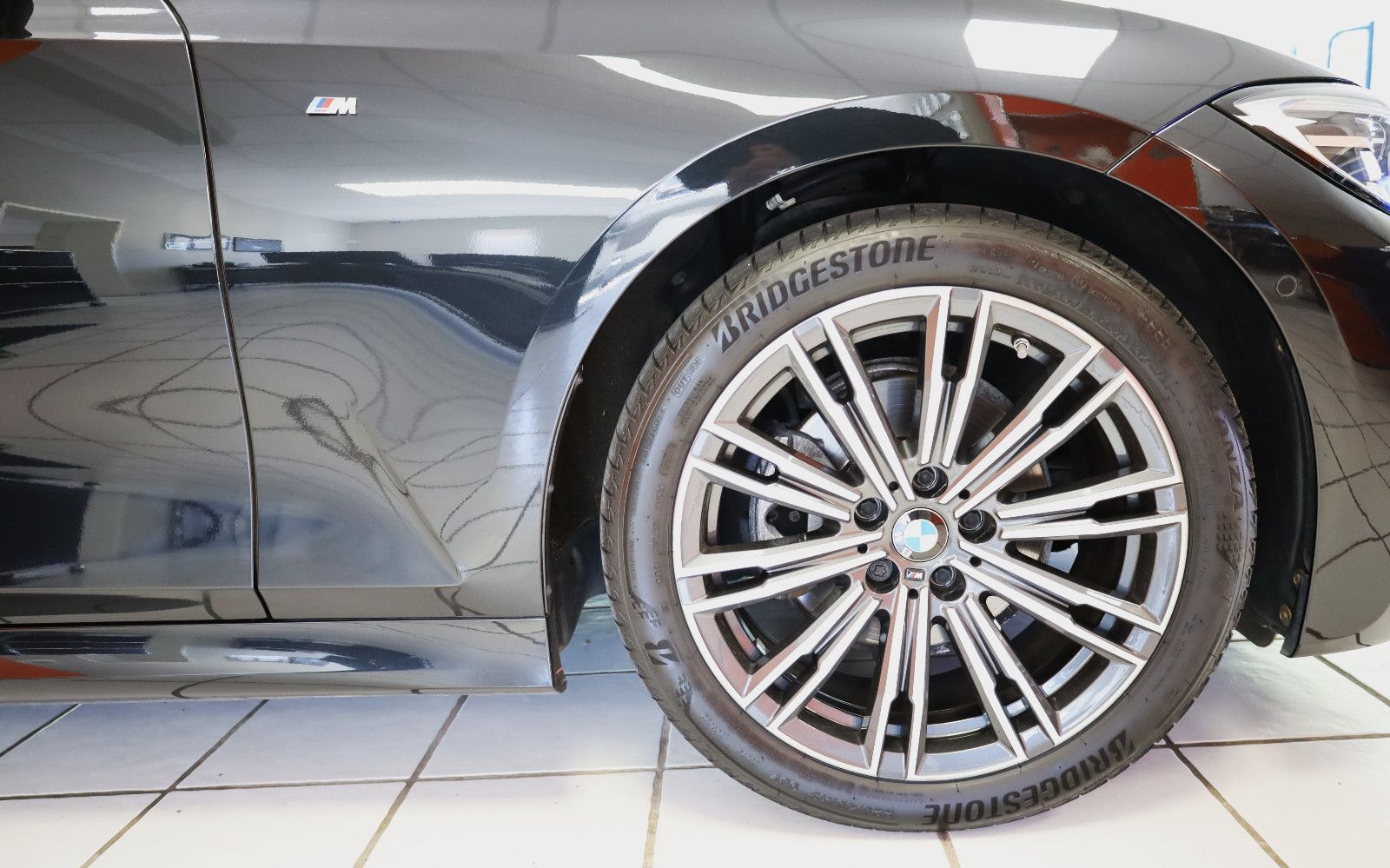 BMW 320i Touring M-Sport|HIFI|ACC|LED|RFK|ALCANTARA| foto 7