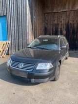 Volkswagen VW Passat 1,9Tdi zum schlachten oder wiede... - Volkswagen Passat aus 2002: Kombi, 1.9