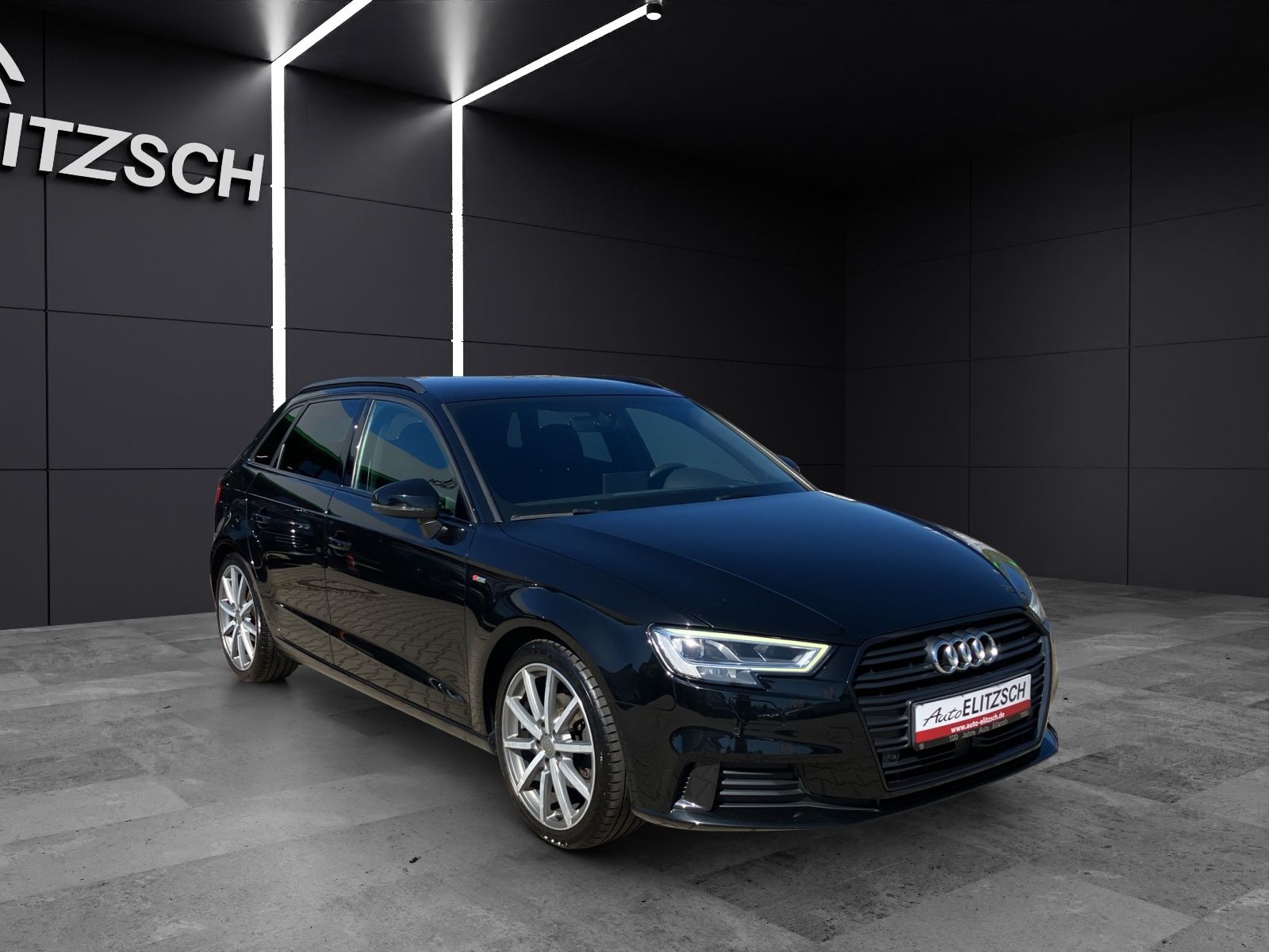 Fahrzeugabbildung Audi A3 Sportback TFSI sport  S-tronic LED NAVI ACC B