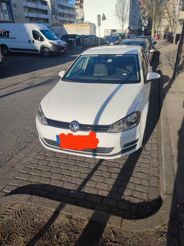 VW Golf