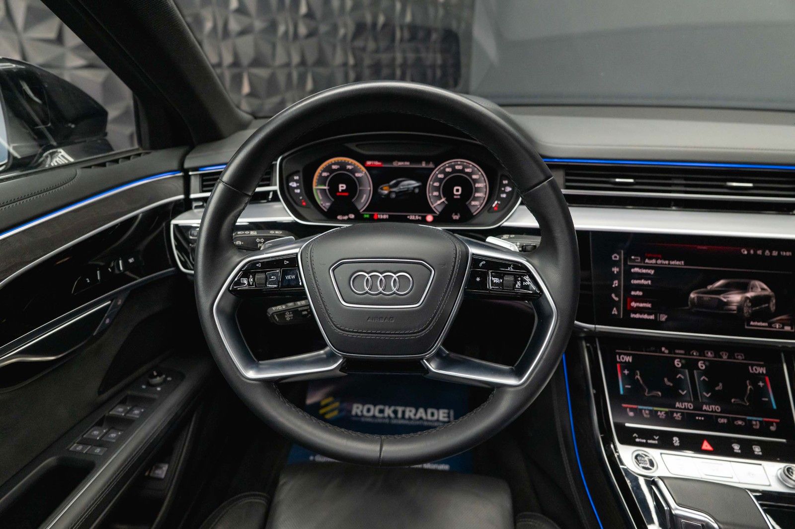 Fahrzeugabbildung Audi A8 60 TFSIe quattro S-Line *Dynamik*Pano*Massage